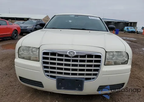 2007 Chrysler 300 z USA, uszkodzony, nr VIN 2C3KA43R97H720317